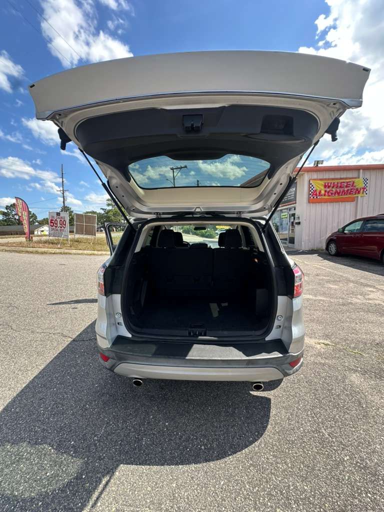 2018 Ford Escape SE - Photo 14