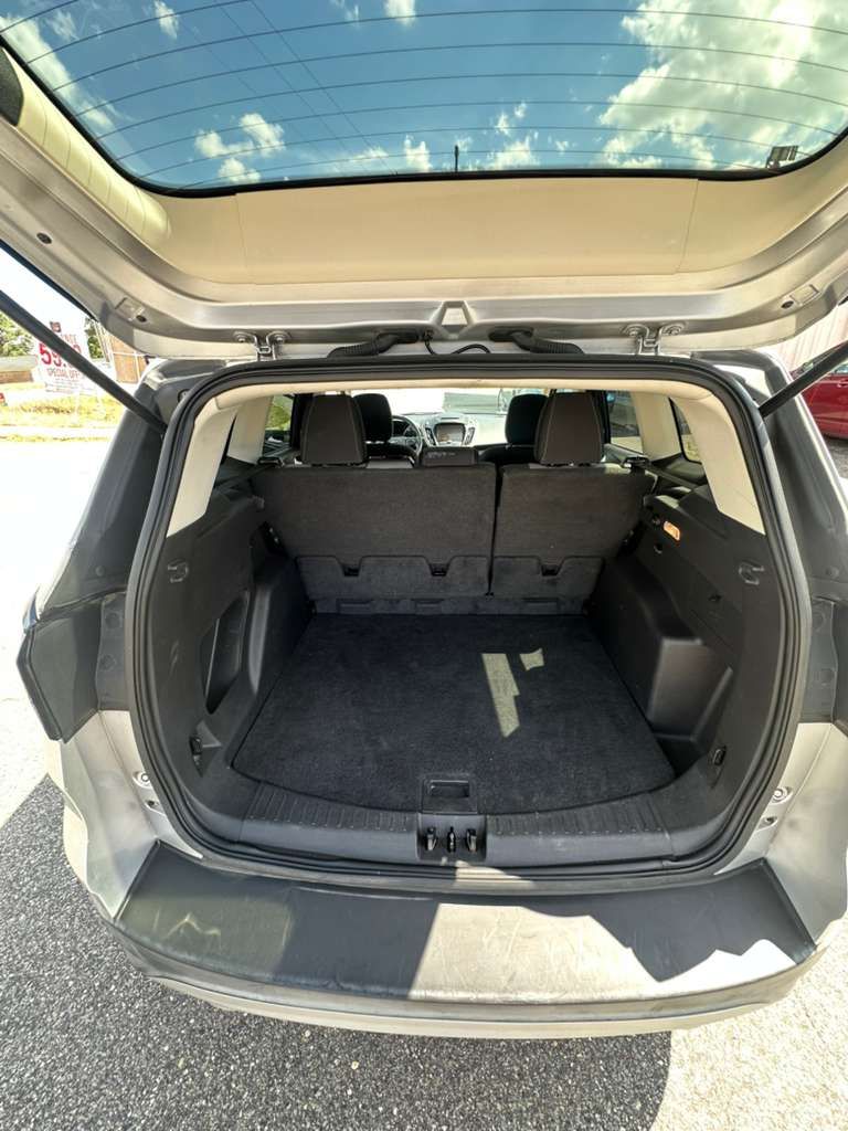 2018 Ford Escape SE - Photo 16
