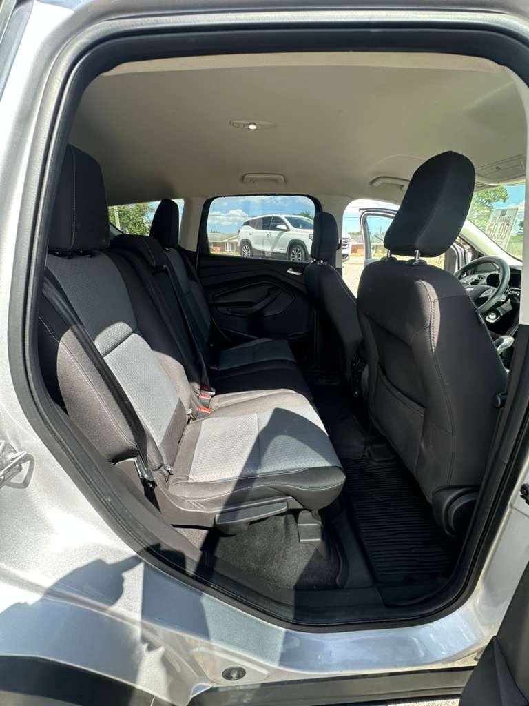 2018 Ford Escape SE - Photo 18