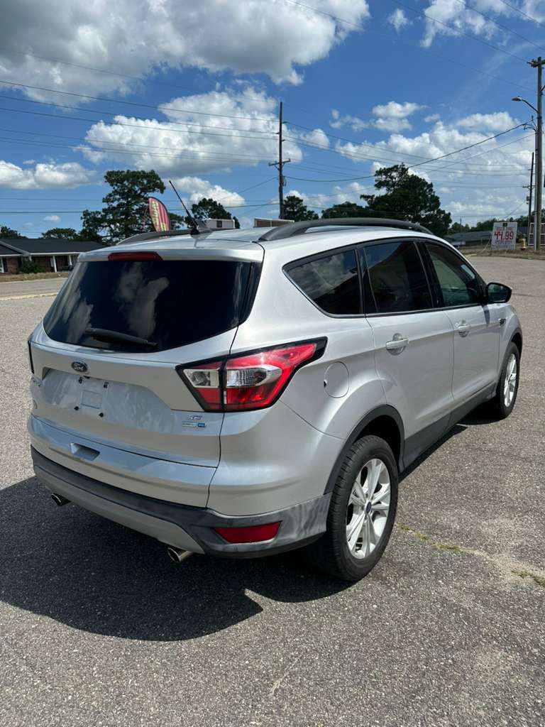 2018 Ford Escape SE - Photo 7